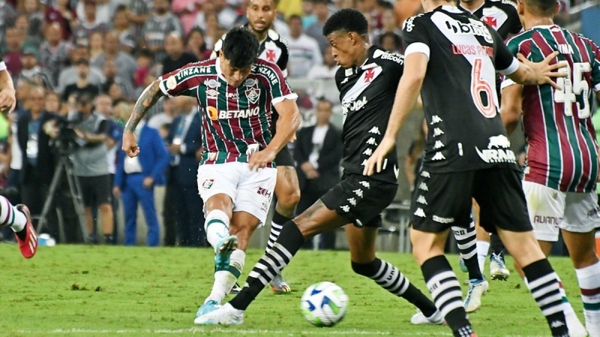 Apesar dos títulos, Fluminense finaliza 2023 com baixo desempenho em clássicos