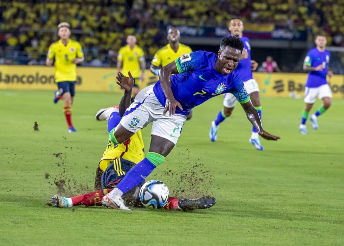 Lesionado, Vini Jr não enfrenta a Argentina pelas Eliminatórias