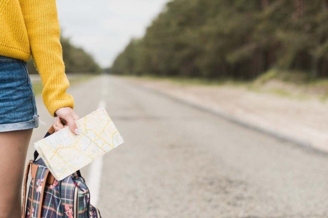 Mulher fica para trás e não consegue viajar - (crédito: Reprodução/Freepik) Mulher fica para trás e não consegue viajar - (crédito: Reprodução/Freepik)