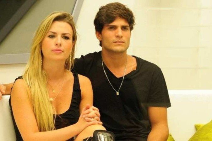 Fernanda Keulla e André Martinelli no BBB 13 - (crédito: TV Globo / João Cotta) Fernanda Keulla e André Martinelli no BBB 13 - (crédito: TV Globo / João Cotta)
