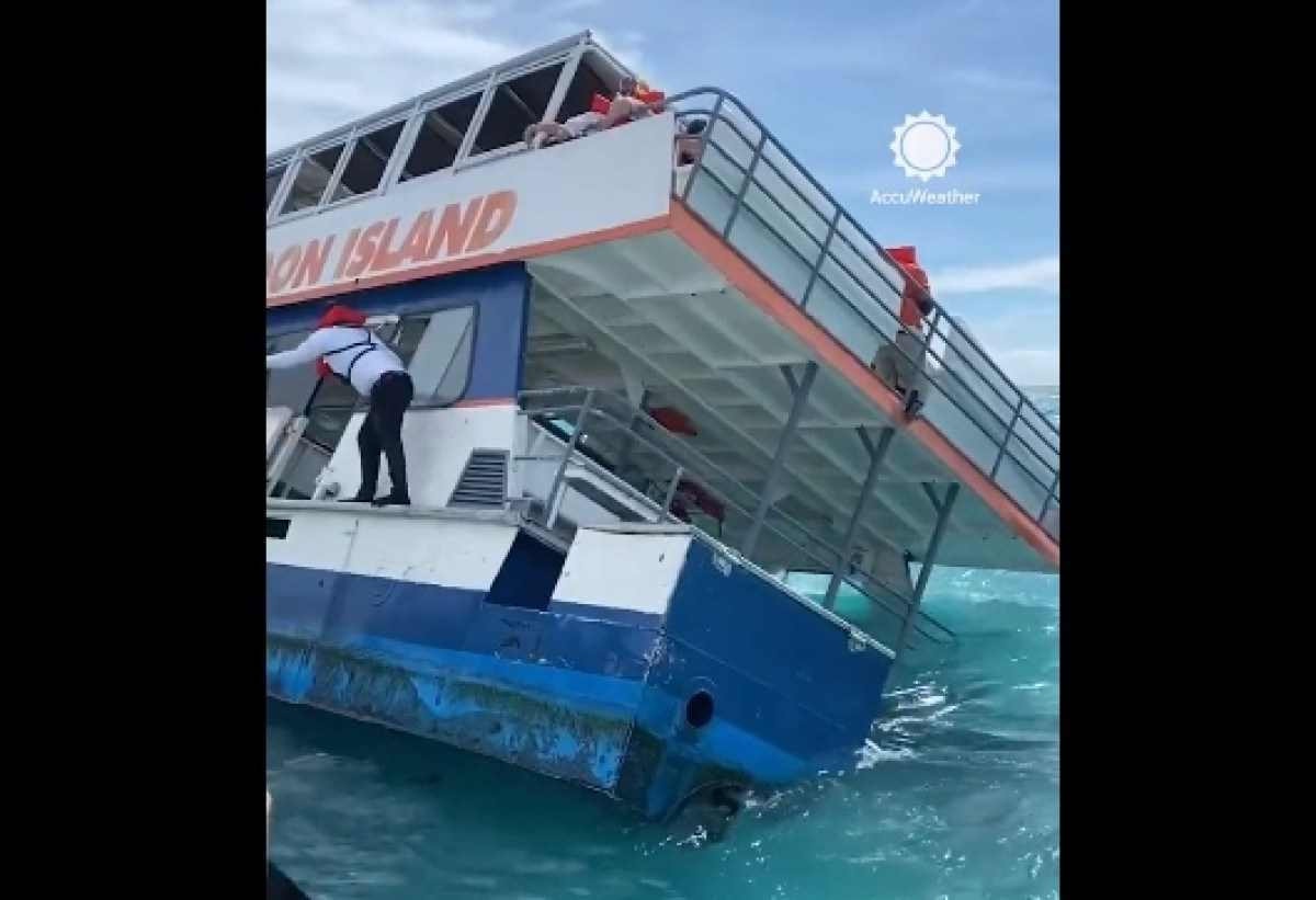 Barco com mais de 100 turistas naufraga nas Bahamas e uma pessoa morre