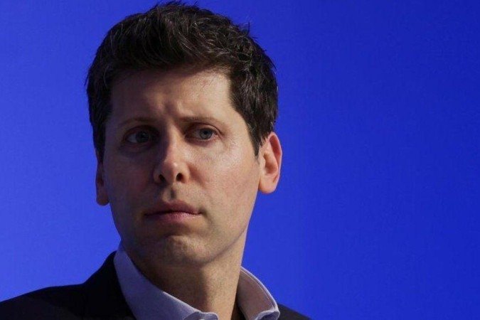 Sam Altman, um dos maiores nomes da AI, foi demitido repentinamente da empresa que cofundou, a OpenAI, dona do ChatGPT - (crédito: Reuters) Sam Altman, um dos maiores nomes da AI, foi demitido repentinamente da empresa que cofundou, a OpenAI, dona do ChatGPT - (crédito: Reuters)
