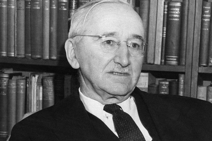 Friedrich Hayek, maior expoente da Escola Austríaca - (crédito: Getty Images) Friedrich Hayek, maior expoente da Escola Austríaca - (crédito: Getty Images)