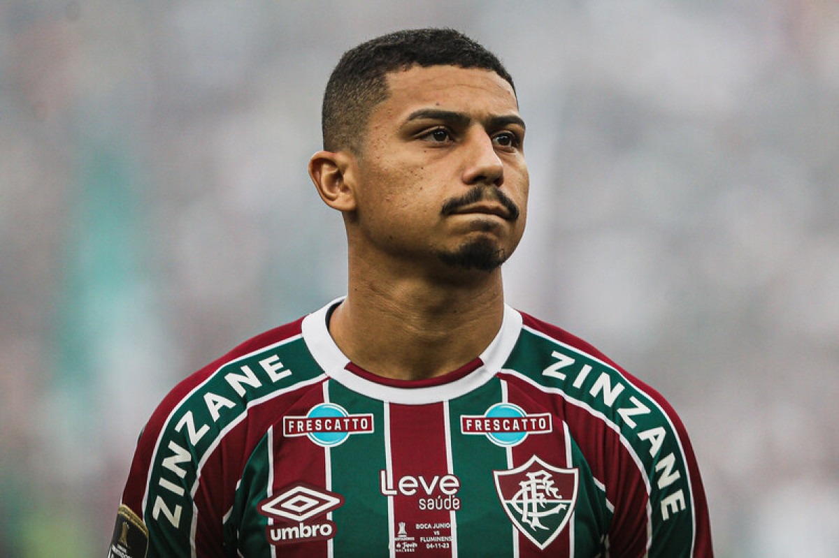 Com desfalques, Diniz tem escalação indefinida no Fluminense