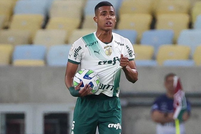  O jogador Vanderlan, da SE Palmeiras, em jogo contra a equipe do Fluminense FC, durante partida v..lida pela d..ciima oitava rodada, do Campeonato Brasileiro, S..rie A, no Est..dio do Maracan... (Foto: Cesar Greco/Palmeiras/by Canon)
     -  (crédito:  CESAR GRECO)