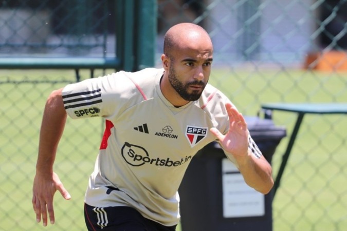 Lucas Moura será poupado para esta quarta (22) -  (crédito: Foto: Divulgação/SPFC)