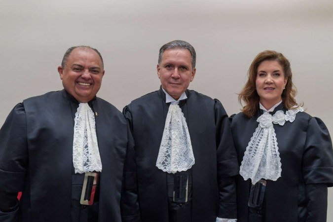 Teodoro Santos Desembargador do Tribunal de Justiça do Ceará (TJ-CE), tem 65 anos e entrará na cadeira então com o ministro aposentado Jorge Mussi. Seu nome foi escolhido por constar na lista quádrupla, enviada por integrantes dos TJs.  -  (crédito: Emerson Leal/STJ)