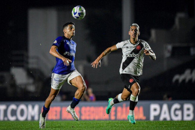O jogo desta quarta envolve dois gigantes que retornaram à elite do futebol nacional neste ano e brigam novamente contra o rebaixamento. - Foto: Divulgação/Cruzeiro