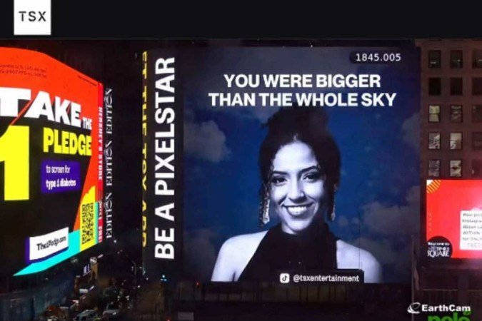 Fã que morreu em show de Taylor Swift ganha homenagem na Times Square -  (crédito: Redes sociais/ reprodução)