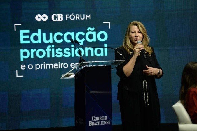 Chefe da Unidade de Gestão Estratégica da Educação Básica da SEEDF, Maria Susley Pereira