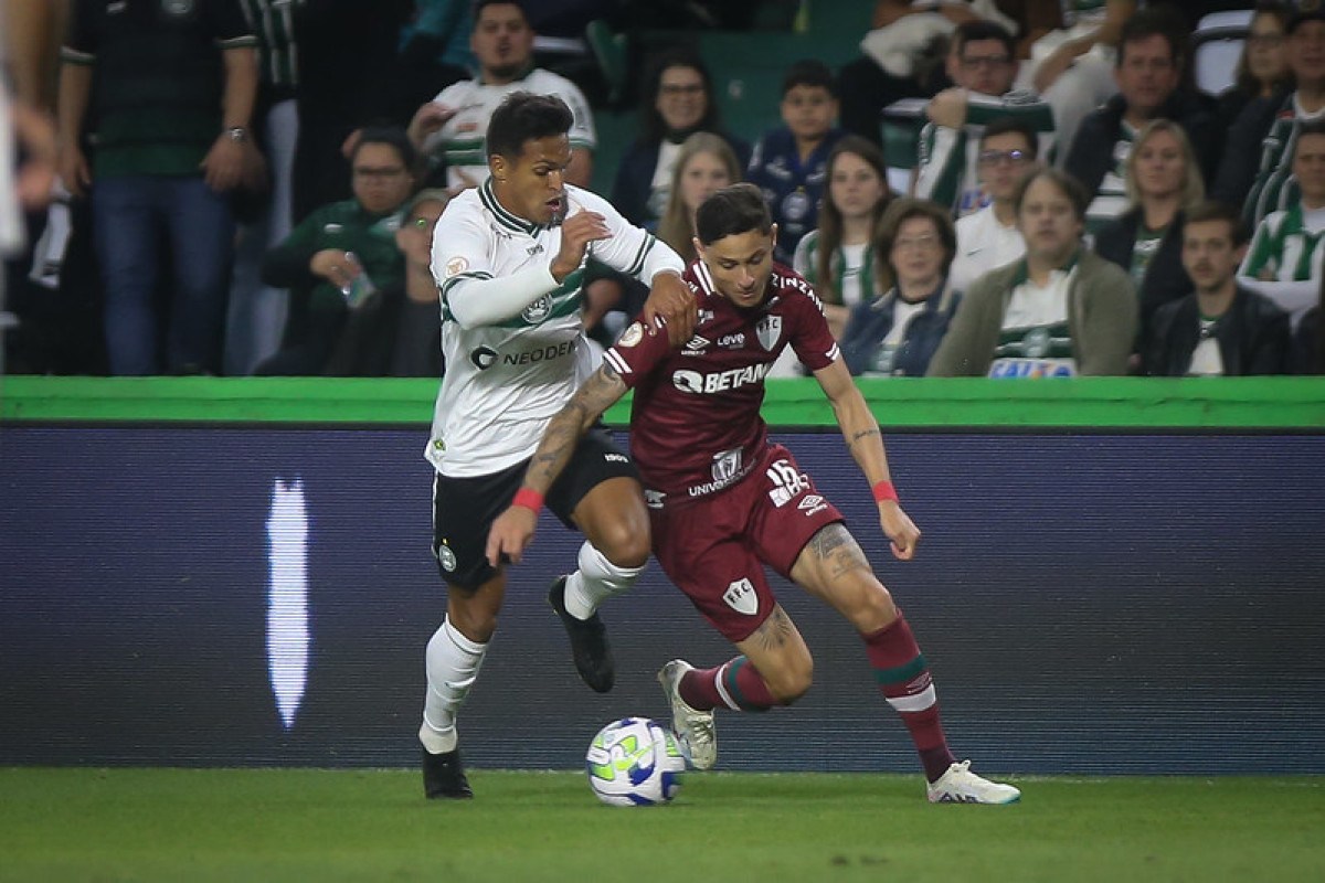 Fluminense x Coritiba: onde assistir, escalações e arbitragem