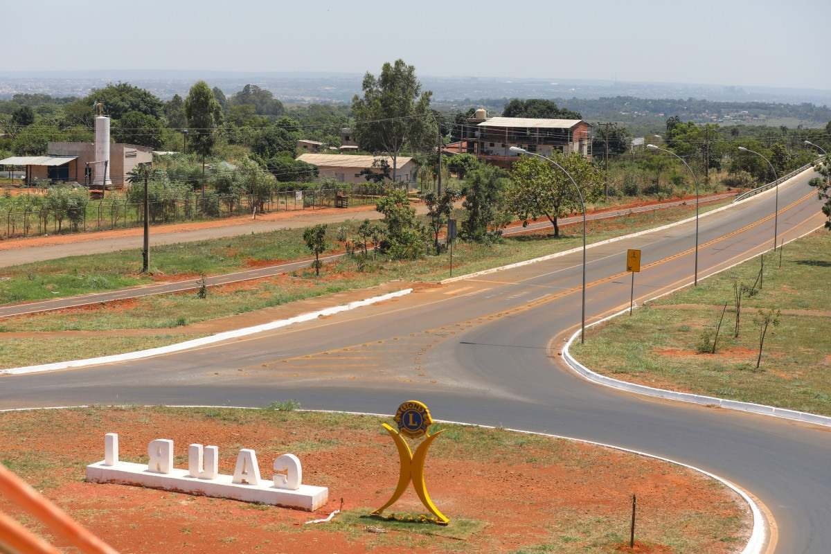 Governador Ibaneis Rocha inaugura asfalto e ciclovia da VC-361 no Gama