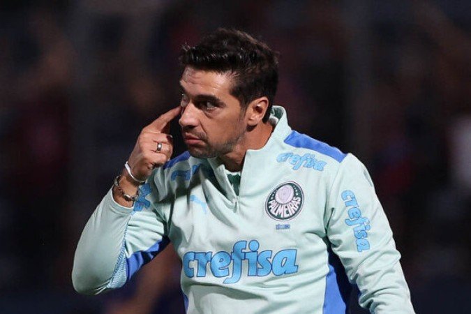 Abel já é considerado o técnico mais bem pago do Brasil. Segundo o 