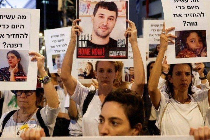 Hamas sequestrou mais de 200 pessoas em 7 de outubro - (crédito: Reuters) Hamas sequestrou mais de 200 pessoas em 7 de outubro - (crédito: Reuters)