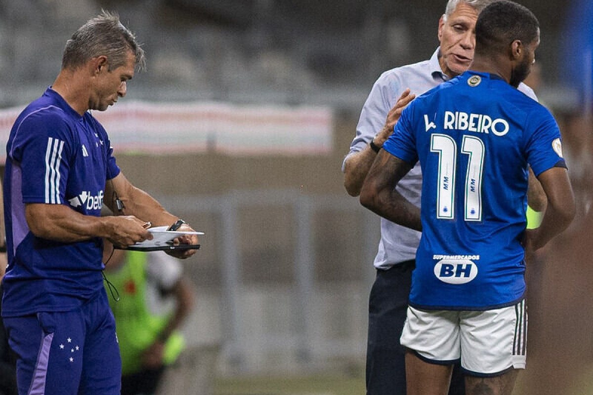 Nós somos competidores, diz Autuori após empate do Cruzeiro e