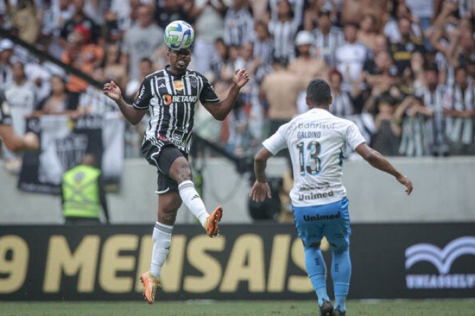 JEMERSON - Bom trabalho defensivo, principalmente no jogo aéreo. Quando foi ao ataque quase fez um gol no primeiro tempo.NOTA  6,5 . Foto: Pedro Souza / Atlético