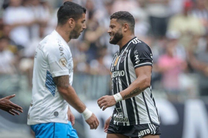 HULK - O cérebro da equipe, voltando para buscar o jogo, fazendo bons lançamentos e aparecendo para deixar o dele - NOTA 8,5  - Foto: Pedro Souza / Atlético