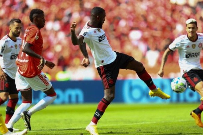 GERSON  - Embora não tenha brilhado como em outras partidas, fez um trabalho correto, se entendendo bem com Arrascaeta e Pulgar. Saiu para entrada de Luiz Araújo - NOTA 6,5 - Foto: Gilvan de Souza/Flamengo