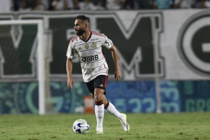 THIAGO MAIA  - Entrou no lugar de Bruno Henrique e cumpriu seu objetivo de fechar o meio de campo - NOTA 6,0 - Foto:  Marcelo Cortes / Flamengo
