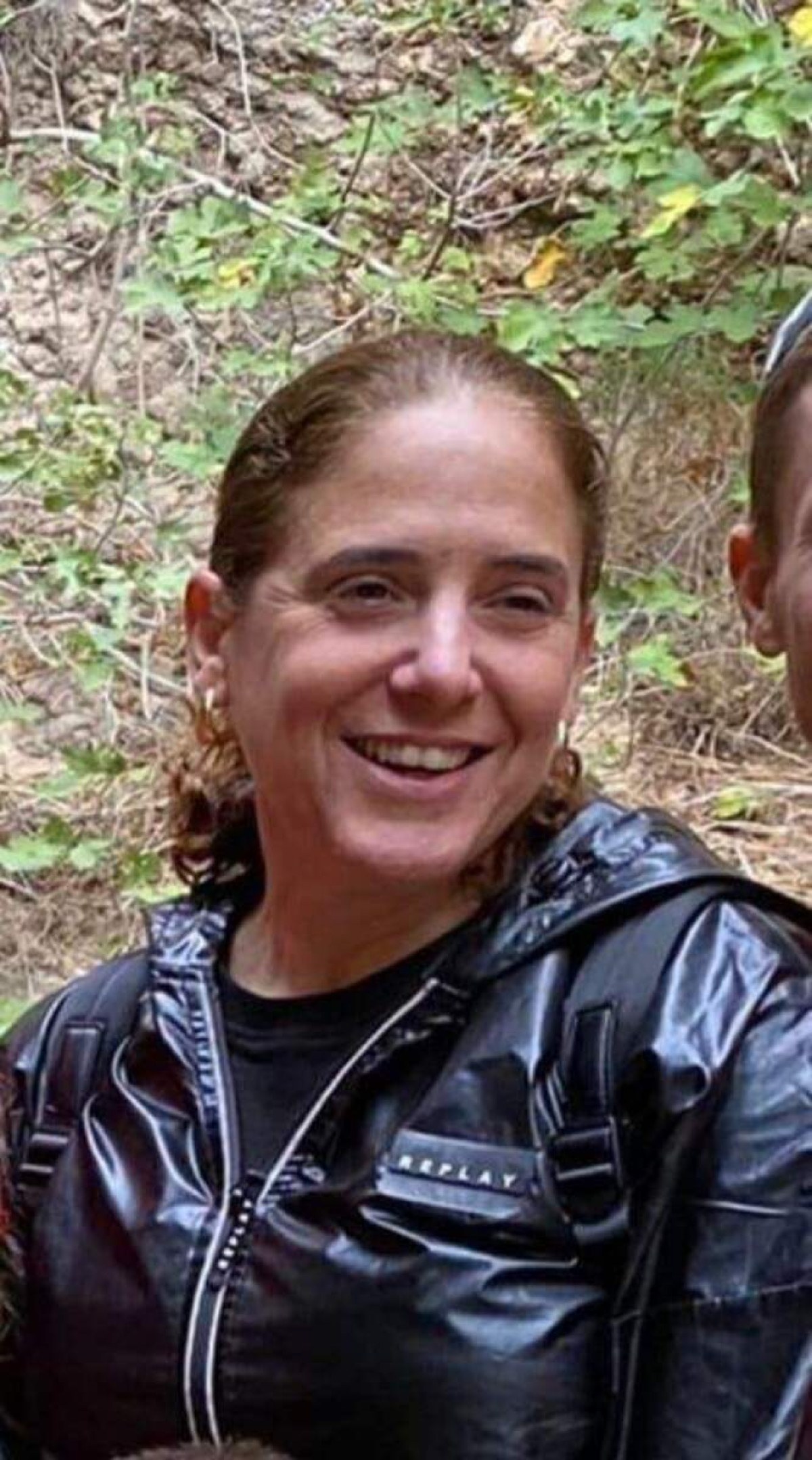 Chen Goldstein-Almog, 48 anos, sequestrada do kibbutz de Kfar Aza