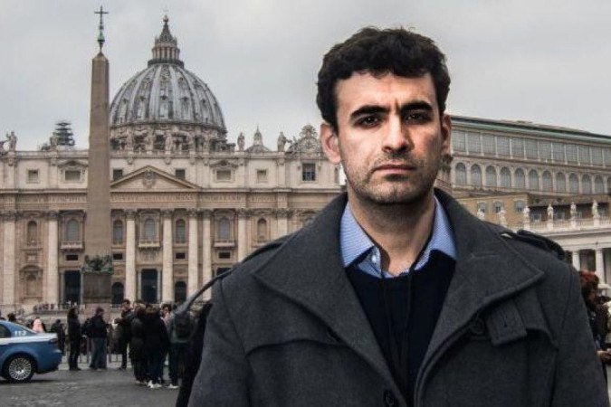 Miguel Hurtado em Roma, em fevereiro de 2019. Ele levou 20 anos para conseguir contar os abusos que sofreu - (crédito: Getty Images) Miguel Hurtado em Roma, em fevereiro de 2019. Ele levou 20 anos para conseguir contar os abusos que sofreu - (crédito: Getty Images)