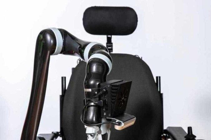 O braço tem 11 ações e uma delas é testada durante uma refeição  -  (crédito: University of Washington)