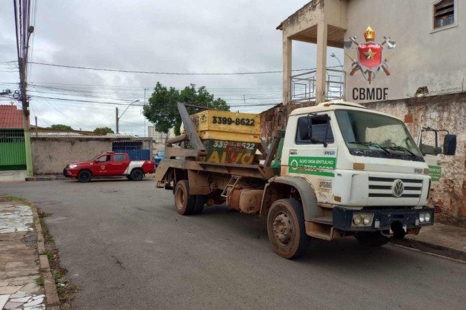 O atropelamento aconteceu na QR 405, em Samambaia Norte - (crédito: CBMDF) O atropelamento aconteceu na QR 405, em Samambaia Norte - (crédito: CBMDF)