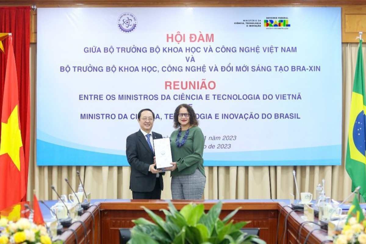 Brasil e Vietnã estreitam relação na área de ciência e tecnologia