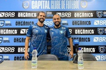 Dupla no Ferroviário, o volante Marconi e o lateral-esquerdo Mattheus Silva integram o elenco do Capital para 2024 -  (crédito: Ádamo Dan/Capital)
