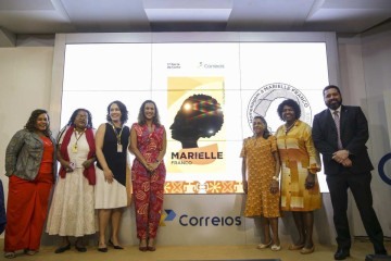 Lançamento do selo em Brasília: homenagem celebra legado de Marielle Franco -  (crédito:  Marcelo Camargo/Agência Brasil)