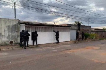 Operação desmonta estrutura do Comboio do Cão e cumpre 57 mandados judiciais  -  (crédito: PCDF)