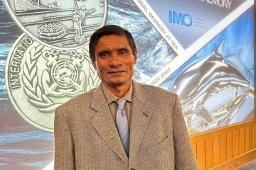 'Parecia uma cena de filme de terror, tinham umas 80 pessoas gritando por socorro na água, a grande maioria mulheres de idade, um desespero total. Foi horrível', relatou -  (crédito: Agência Marinha de Notícias)