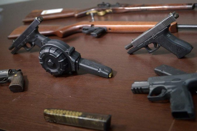 Operação apreendeu cinco armas de fogo - (crédito: Ed Alves/CB/DA.Press) Operação apreendeu cinco armas de fogo - (crédito: Ed Alves/CB/DA.Press)