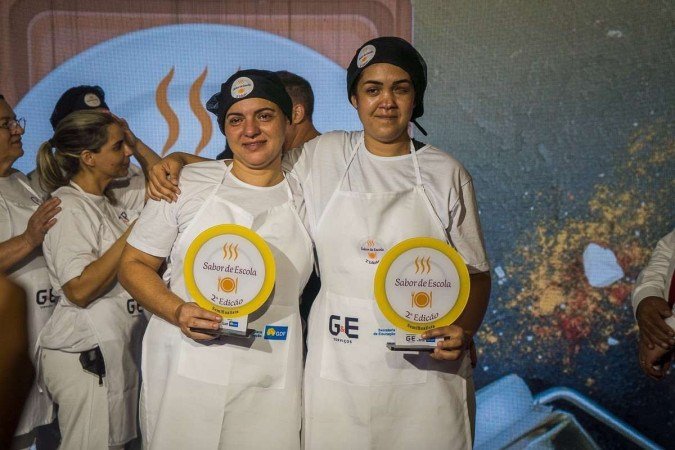 Ivanilda de Jesus e Maiara Ferreira 