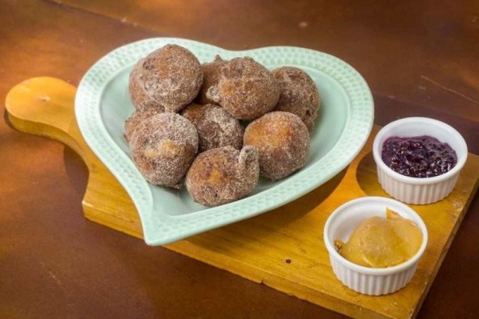 Receita de bolo de farinha de trigo ~ Conheça Minas na Cozinha