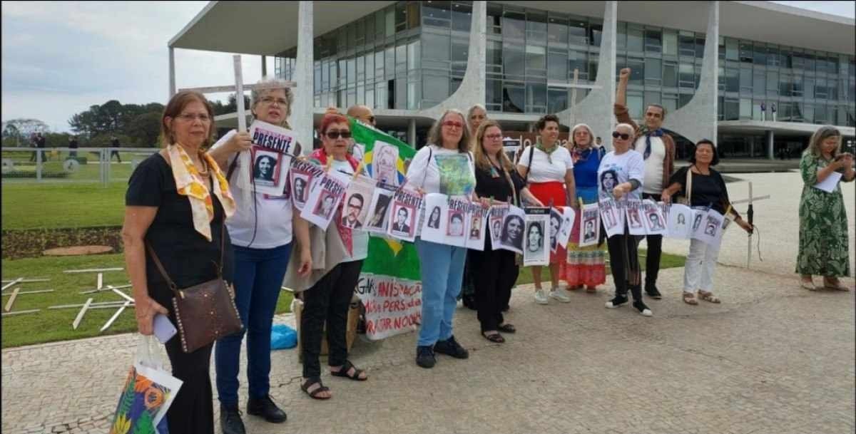 Após pressão, Lula recria comissão e dá esperança a familiares