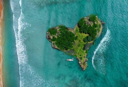 As ilhas têm um apelo irresistível para os viajantes em busca de beleza, tranquilidade e uma fuga da rotina do dia a dia. -  (crédito: 0fjd125gk87 por Pixabay)