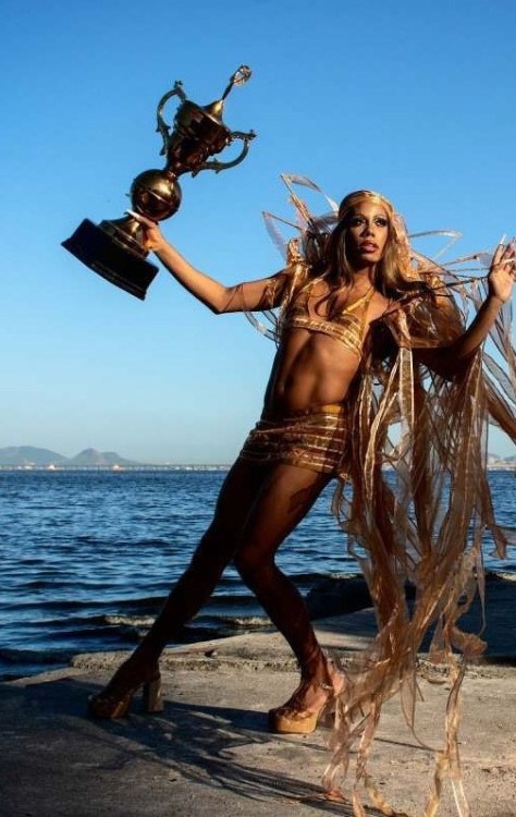 Organzza, vencedora da primeira temporada do reality show Drag Race Brasil -  (crédito: Ira Barillo/Divulgação)
