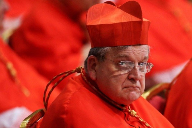 O cardeal americano Raymond Burke criticou abertamente o papa Francisco - (crédito: Getty Images) O cardeal americano Raymond Burke criticou abertamente o papa Francisco - (crédito: Getty Images)