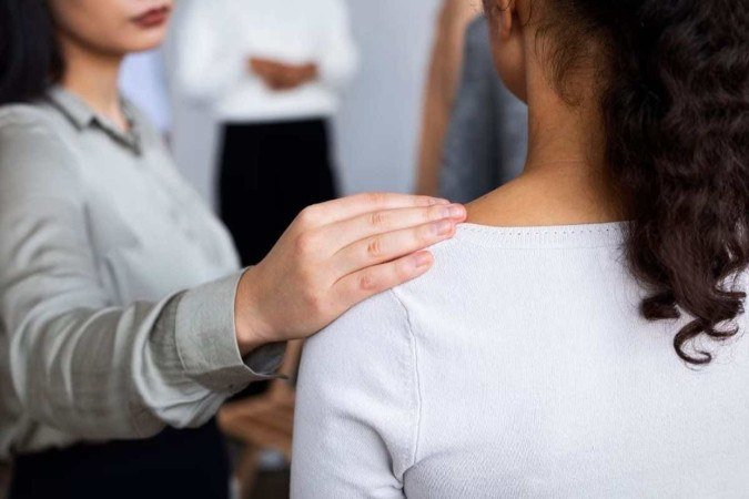 Compilação das lei e normas sobre discriminação e assédio no ambiente de trabalho é voltada para trabalhadores, sindicatos e organizações interessadas no tema - (crédito: Freepik/Reprodução) Compilação das lei e normas sobre discriminação e assédio no ambiente de trabalho é voltada para trabalhadores, sindicatos e organizações interessadas no tema - (crédito: Freepik/Reprodução)