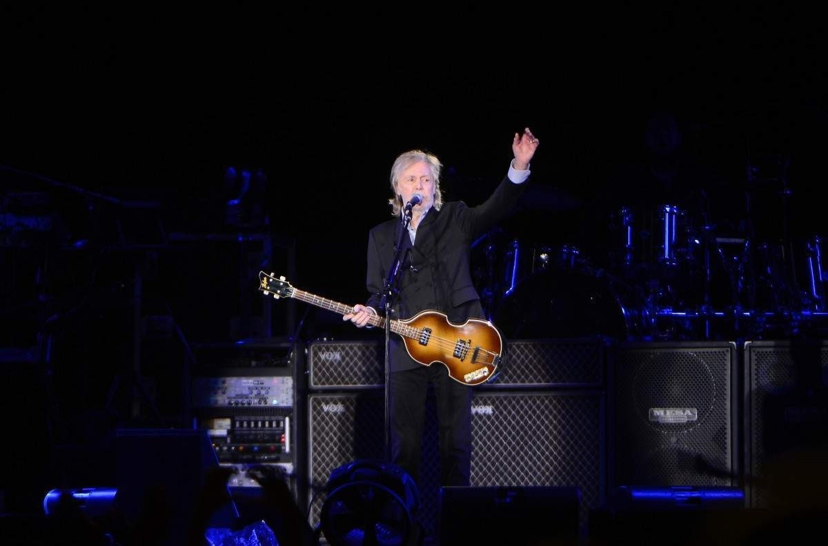  30/11/2023- Minervino JÃºnior/CB/D.A Press.Show do Paul McCartney sobe ao palco da Arena BRB ManÃ© Garrincha 