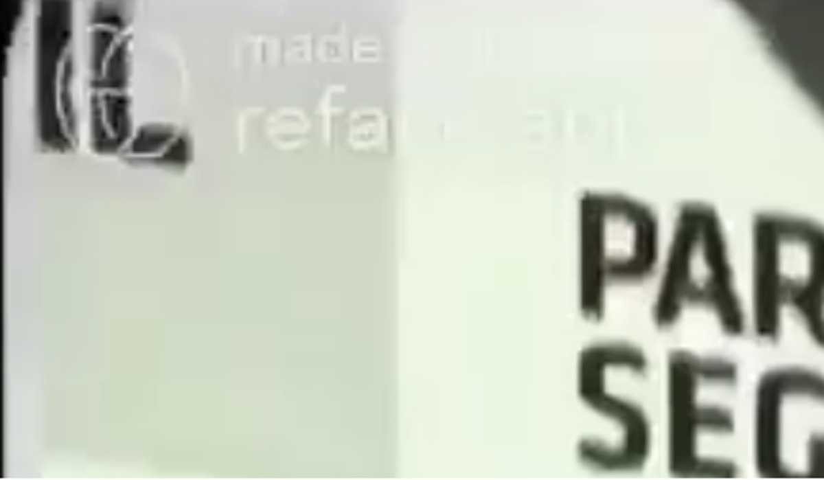 Vídeo tem marca d’água de aplicativo Reface no canto superior esquerdo Vídeo tem marca d’água de aplicativo Reface no canto superior esquerdo