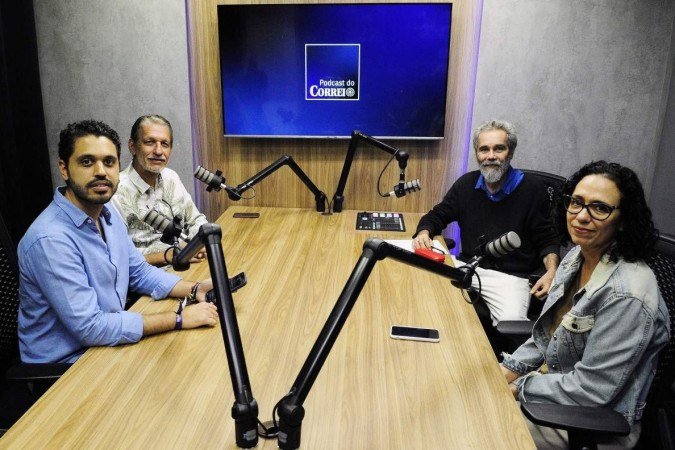 Jornalistas Severino Francisco e Nahima Maciel receberam, no Podcast do Correio, Reco do Bandolin e Henrique Neto. - (crédito: Minervino Júnior/CB/D.A.Press) Jornalistas Severino Francisco e Nahima Maciel receberam, no Podcast do Correio, Reco do Bandolin e Henrique Neto. - (crédito: Minervino Júnior/CB/D.A.Press)