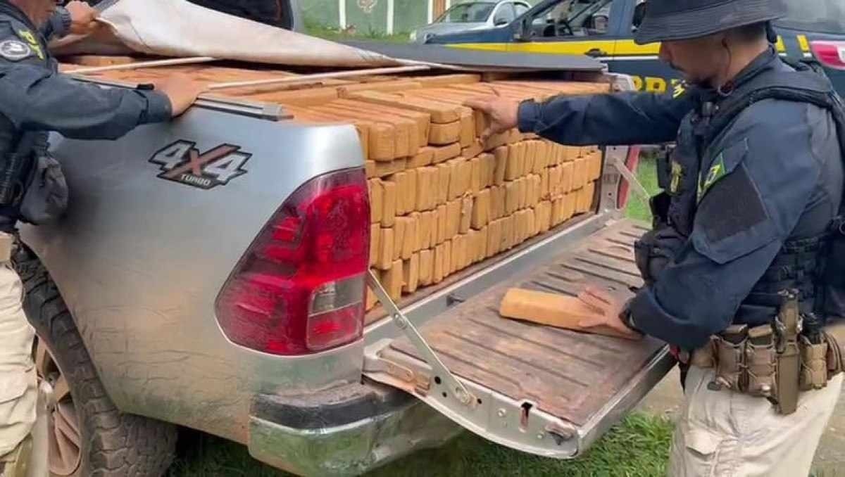 Carro com uma tonelada de maconha é apreendido no Distrito Federal