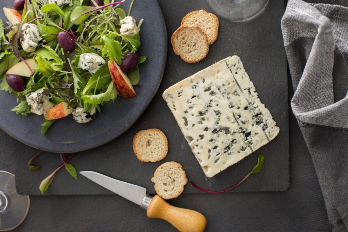 Prazeres da França: saiba como cortar e provar os melhores queijos franceses