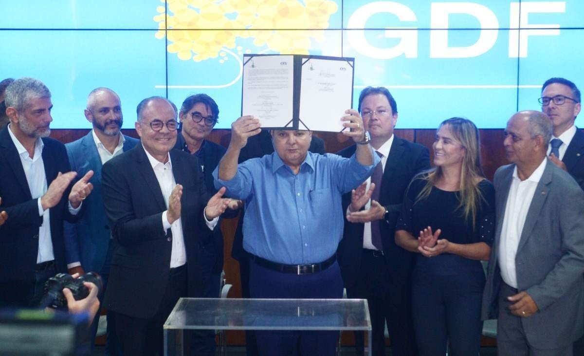 GDF e CEB firmam contrato para ampliação de iluminação pública de LED
