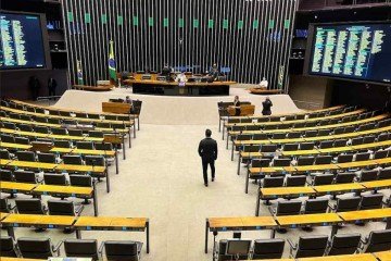 Câmara dos Deputados criminaliza a criação e divulgação de imagens de nudez feitas por inteligência artificial -  (crédito: Evandro Éboli/CB.DA Press)