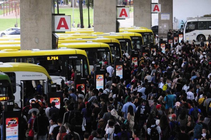 Bilhetagem eletrônica começará em 52 linhas de ônibus, a partir de 1º de julho -  (crédito: Minervino Júnior/CB/D.A.Press)