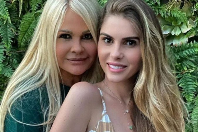 Bárbara Evans diz por que ainda não deixou Monique Evans conhecer netos - (crédito: Reprodução/Instagram) Bárbara Evans diz por que ainda não deixou Monique Evans conhecer netos - (crédito: Reprodução/Instagram)