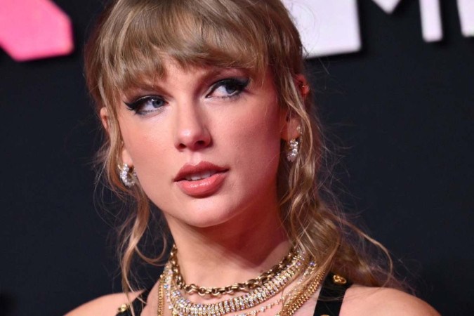 Taylor Swift é acusada de trabalhar secretamente para Otan